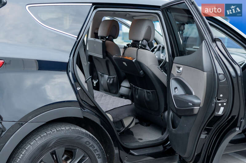 Позашляховик / Кросовер Hyundai Santa FE 2012 в Вінниці