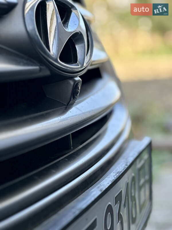 Позашляховик / Кросовер Hyundai Santa FE 2016 в Івано-Франківську