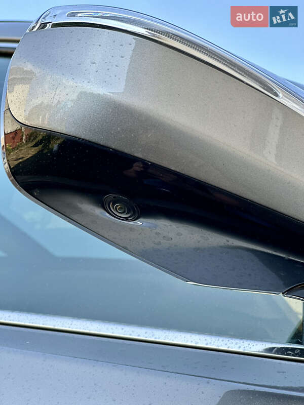 Позашляховик / Кросовер Hyundai Santa FE 2016 в Івано-Франківську