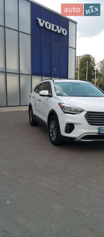 Позашляховик / Кросовер Hyundai Santa FE 2016 в Харкові