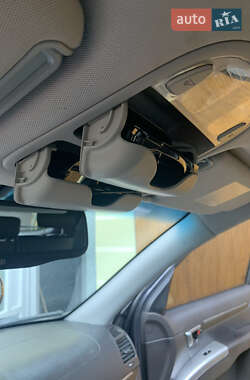 Внедорожник / Кроссовер Hyundai Santa FE 2010 в 