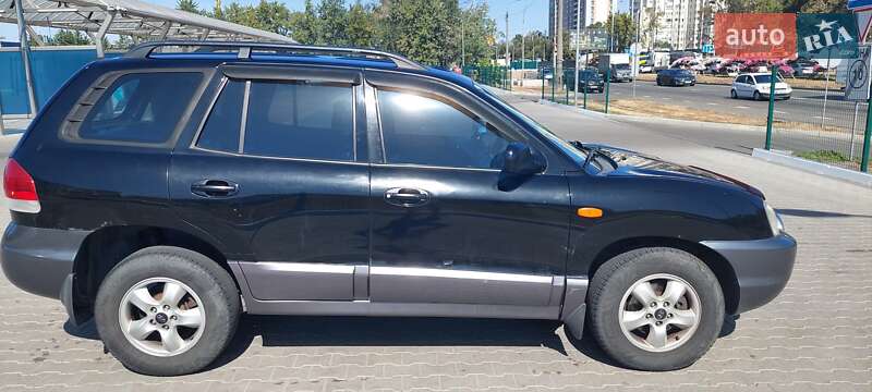 Внедорожник / Кроссовер Hyundai Santa FE 2005 в Киеве