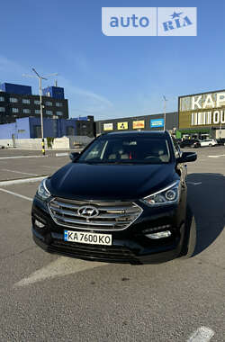 Внедорожник / Кроссовер Hyundai Santa FE 2016 в Киеве