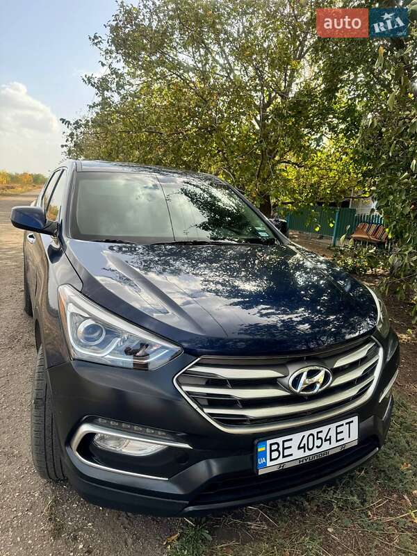 Позашляховик / Кросовер Hyundai Santa FE 2018 в Новому Бузі