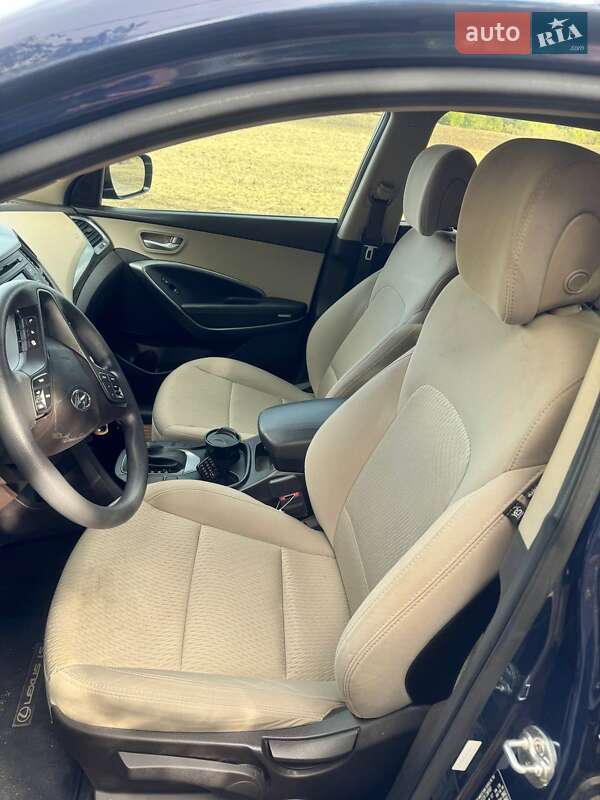 Позашляховик / Кросовер Hyundai Santa FE 2018 в Новому Бузі