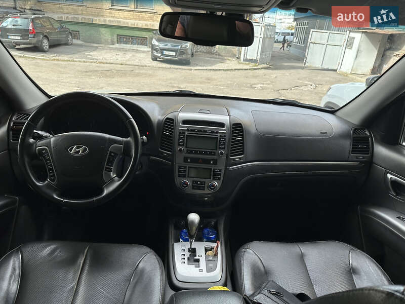 Позашляховик / Кросовер Hyundai Santa FE 2012 в Дніпрі