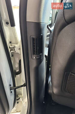 Внедорожник / Кроссовер Hyundai Santa FE 2012 в 