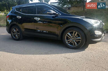 Позашляховик / Кросовер Hyundai Santa FE 2014 в 