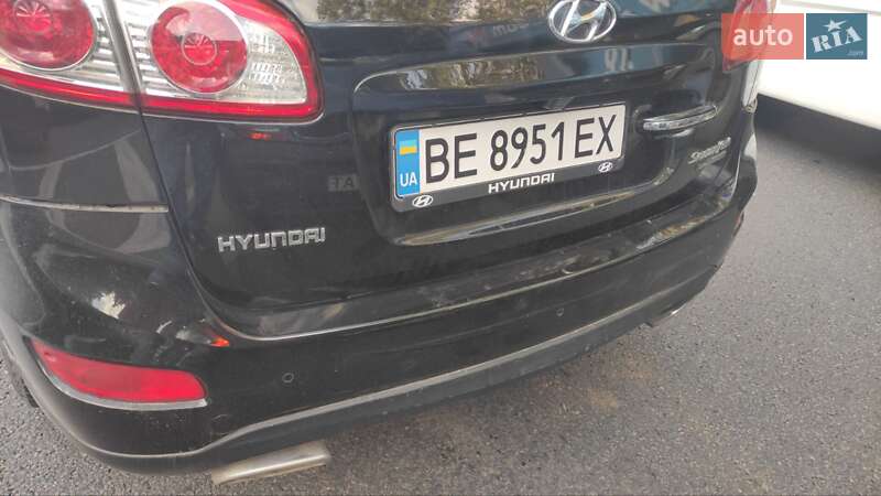 Внедорожник / Кроссовер Hyundai Santa FE 2011 в Николаеве
