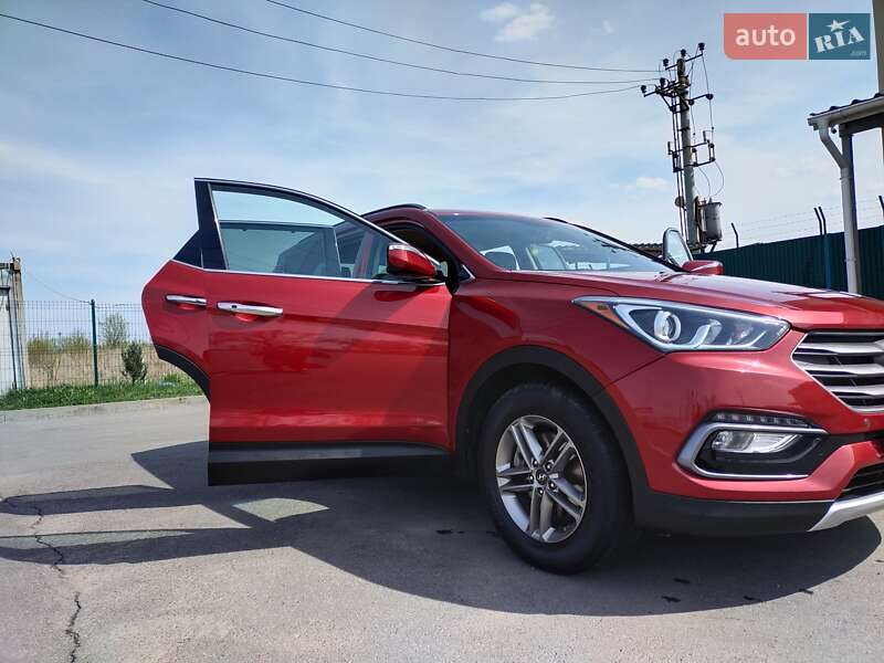 Внедорожник / Кроссовер Hyundai Santa FE 2016 в Бобрике