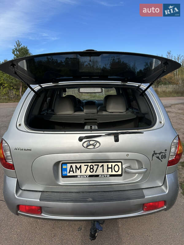 Внедорожник / Кроссовер Hyundai Santa FE 2005 в Лугинах фото 4 Внедорожник / Кроссовер Hyundai Santa FE 2005 в Лугинах