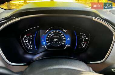 Внедорожник / Кроссовер Hyundai Santa FE 2019 в Днепре