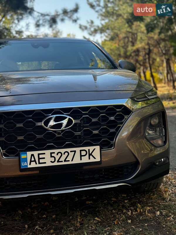 Внедорожник / Кроссовер Hyundai Santa FE 2019 в Днепре