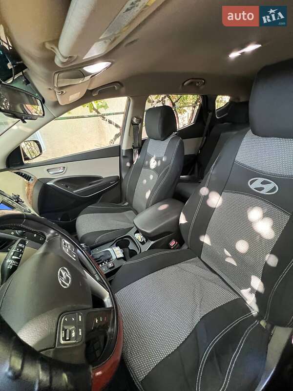 Позашляховик / Кросовер Hyundai Santa FE 2012 в Одесі