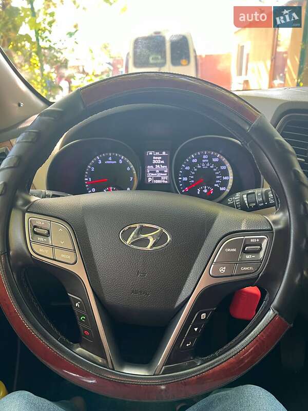 Позашляховик / Кросовер Hyundai Santa FE 2012 в Одесі