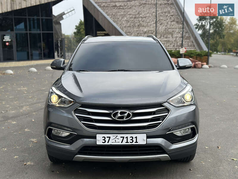 Позашляховик / Кросовер Hyundai Santa FE 2015 в Києві