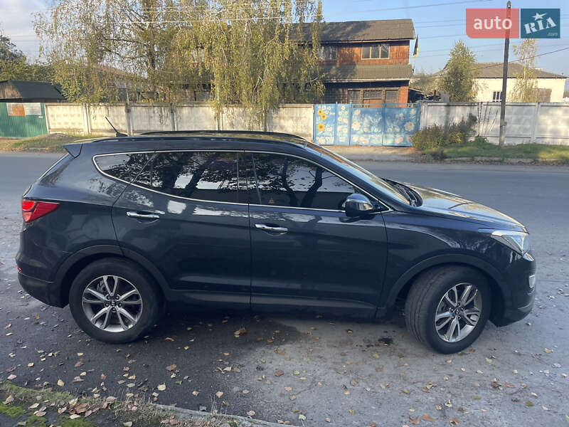 Позашляховик / Кросовер Hyundai Santa FE 2013 в Звягелі фото 3 Позашляховик / Кросовер Hyundai Santa FE 2013 в Звягелі