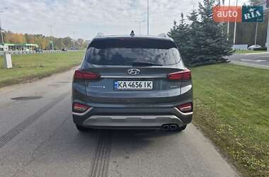 Внедорожник / Кроссовер Hyundai Santa FE 2018 в 