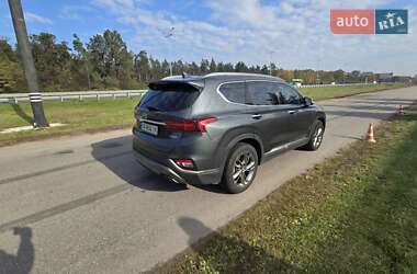 Внедорожник / Кроссовер Hyundai Santa FE 2018 в 