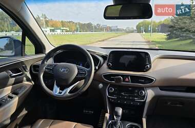 Внедорожник / Кроссовер Hyundai Santa FE 2018 в 