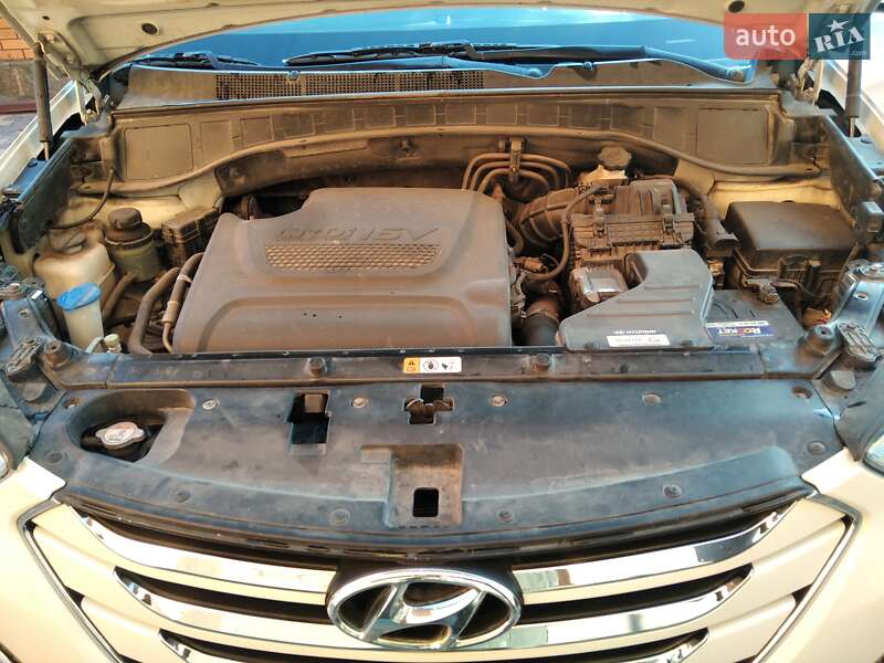 Позашляховик / Кросовер Hyundai Santa FE 2013 в Вінниці