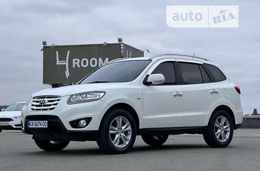 Внедорожник / Кроссовер Hyundai Santa FE 2010 в Киеве