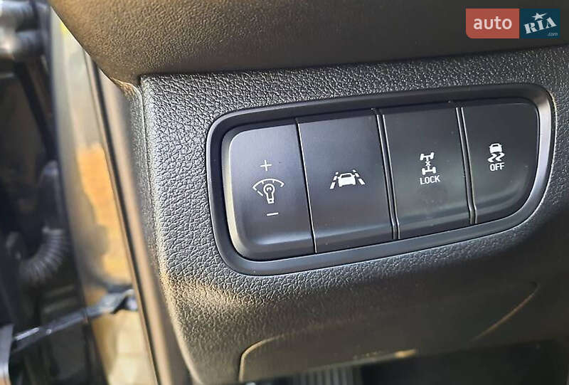 Внедорожник / Кроссовер Hyundai Santa FE 2020 в Ивано-Франковске