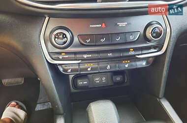 Внедорожник / Кроссовер Hyundai Santa FE 2020 в Ивано-Франковске