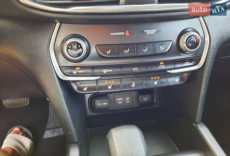 Внедорожник / Кроссовер Hyundai Santa FE 2020 в Ивано-Франковске