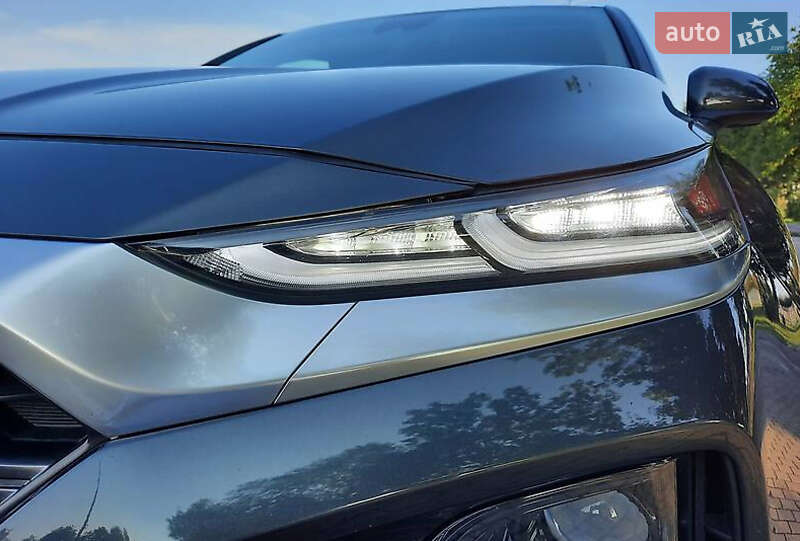 Внедорожник / Кроссовер Hyundai Santa FE 2020 в Ивано-Франковске