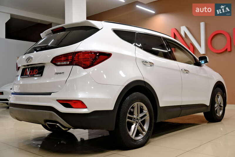 Внедорожник / Кроссовер Hyundai Santa FE 2019 в Одессе