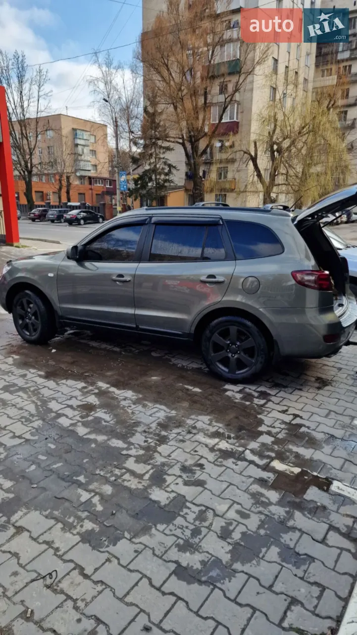 Надійний автомобіль, в чудовому стані, мотор на гарантії після кап ремонту, повністю зроблена ходова, авто не потребує вкладень, зимова резина відїздила лише один сезон, по кузову немає жодного рижика, салон доглянутий.