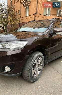 Внедорожник / Кроссовер Hyundai Santa FE 2012 в Киеве