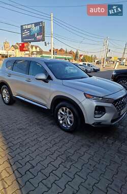 Внедорожник / Кроссовер Hyundai Santa FE 2019 в 
