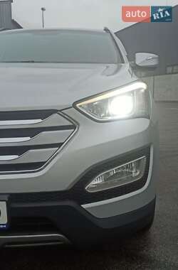 Позашляховик / Кросовер Hyundai Santa FE 2012 в Києві