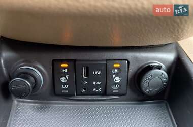 Позашляховик / Кросовер Hyundai Santa FE 2011 в 