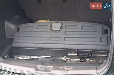 Позашляховик / Кросовер Hyundai Santa FE 2011 в 