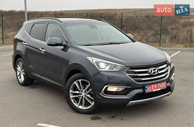 Внедорожник / Кроссовер Hyundai Santa FE 2016 в Ровно