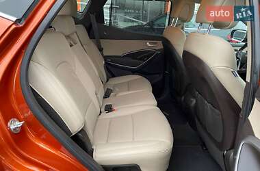 Позашляховик / Кросовер Hyundai Santa FE 2017 в 
