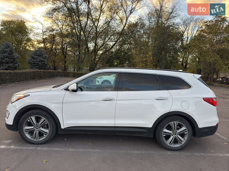 Внедорожник / Кроссовер Hyundai Santa FE 2014 в Днепре