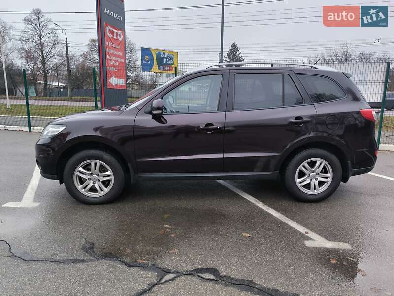 Внедорожник / Кроссовер Hyundai Santa FE 2010 в Чернигове