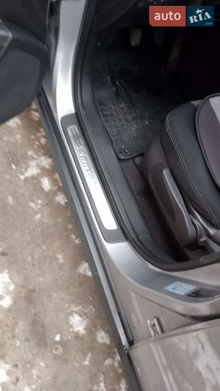 Позашляховик / Кросовер Hyundai Santa FE 2010 в Сарнах фото 19 Позашляховик / Кросовер Hyundai Santa FE 2010 в Сарнах
