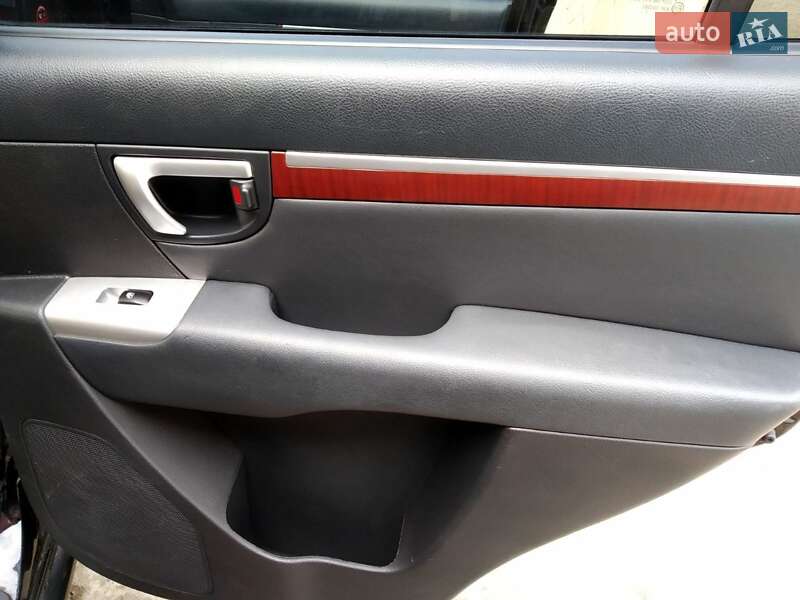 Позашляховик / Кросовер Hyundai Santa FE 2007 в Шумську