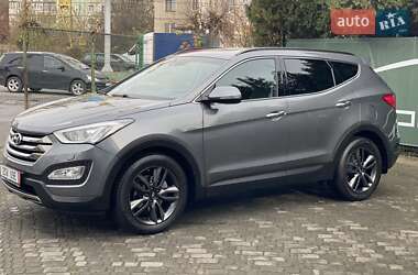 Позашляховик / Кросовер Hyundai Santa FE 2014 в Чернівцях