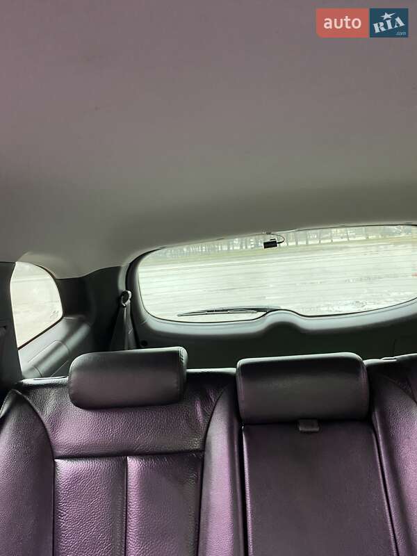 Внедорожник / Кроссовер Hyundai Santa FE 2010 в Сумах