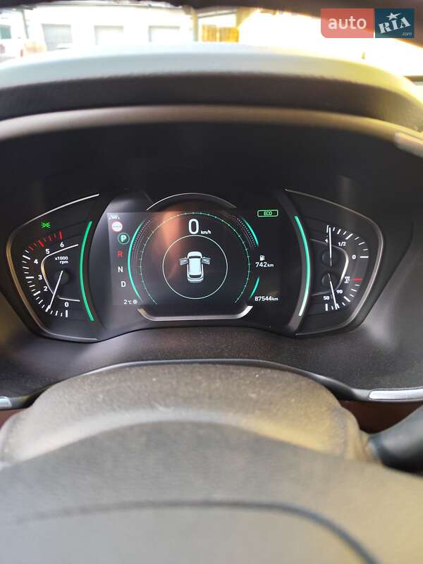 Внедорожник / Кроссовер Hyundai Santa FE 2018 в Житомире