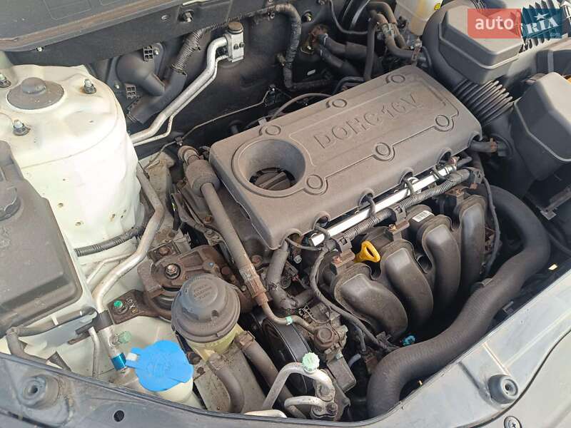 Внедорожник / Кроссовер Hyundai Santa FE 2010 в Белгороде-Днестровском