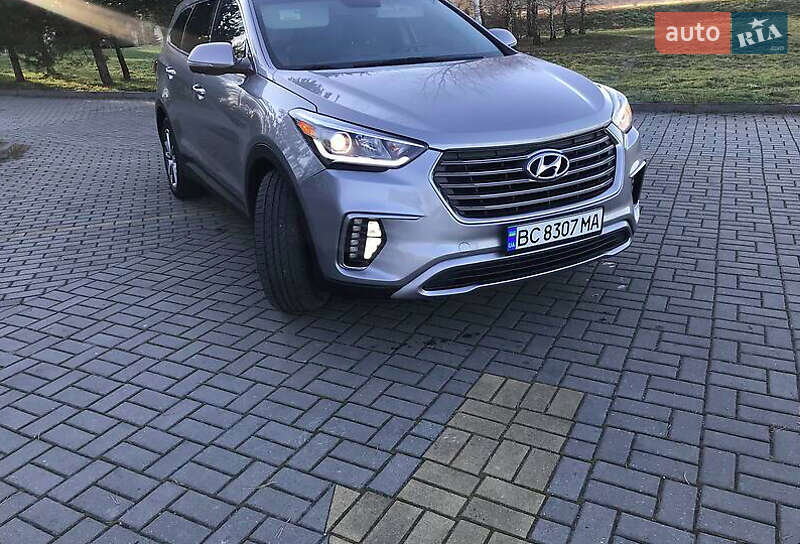 Позашляховик / Кросовер Hyundai Santa FE 2016 в Львові