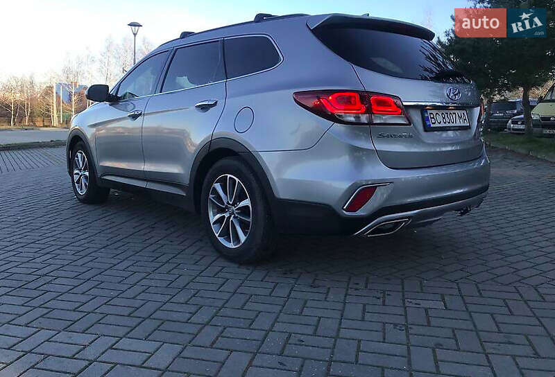 Позашляховик / Кросовер Hyundai Santa FE 2016 в Львові