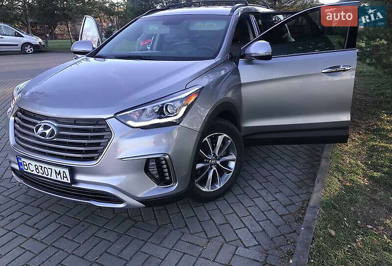 Позашляховик / Кросовер Hyundai Santa FE 2016 в Львові